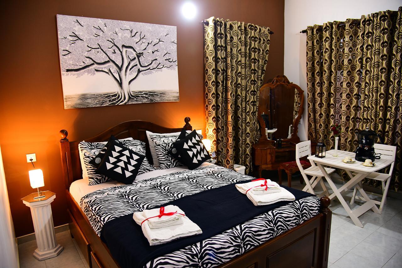 One And Only Apartment Negombo Exterior photo