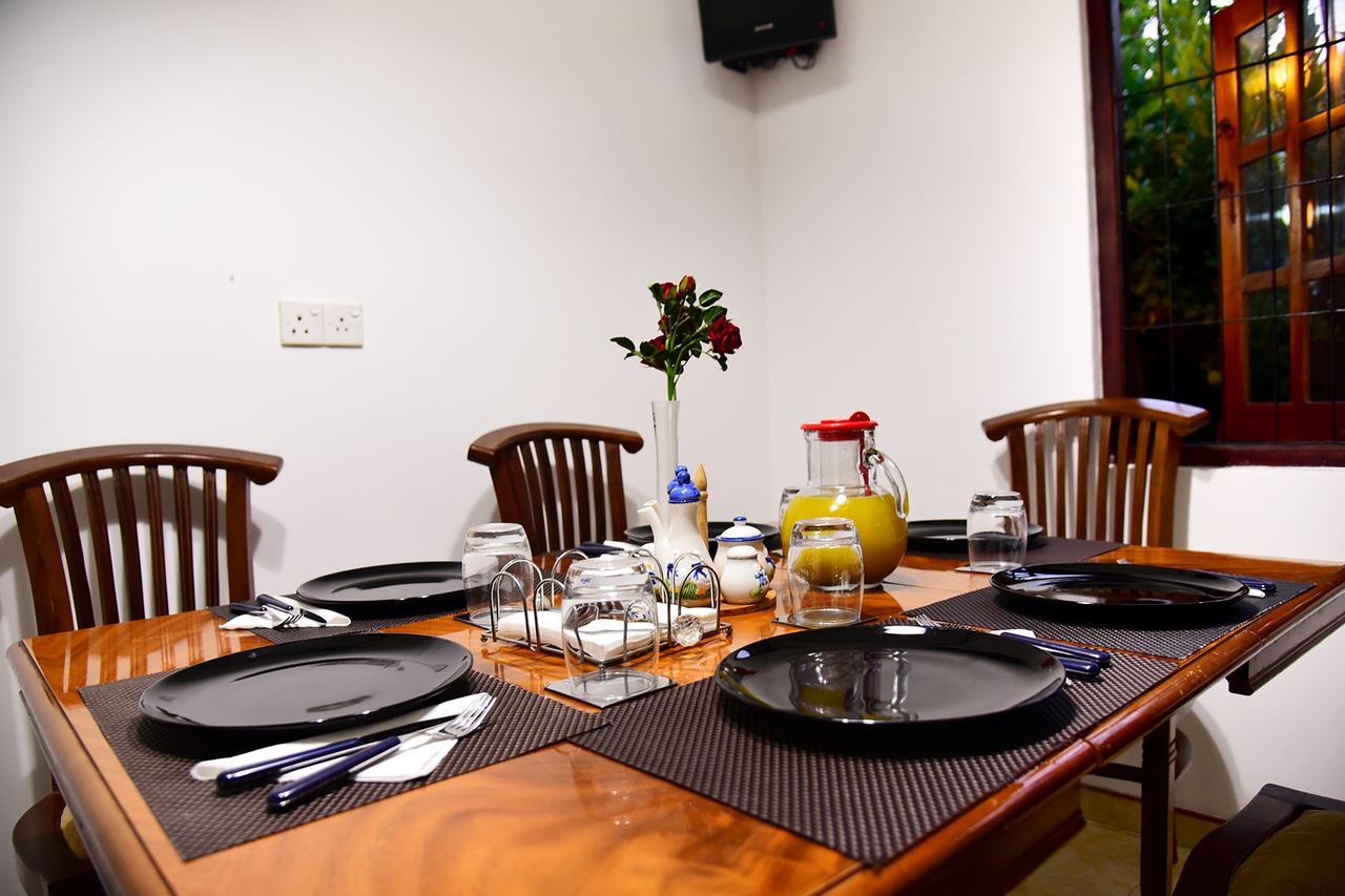 One And Only Apartment Negombo Exterior photo
